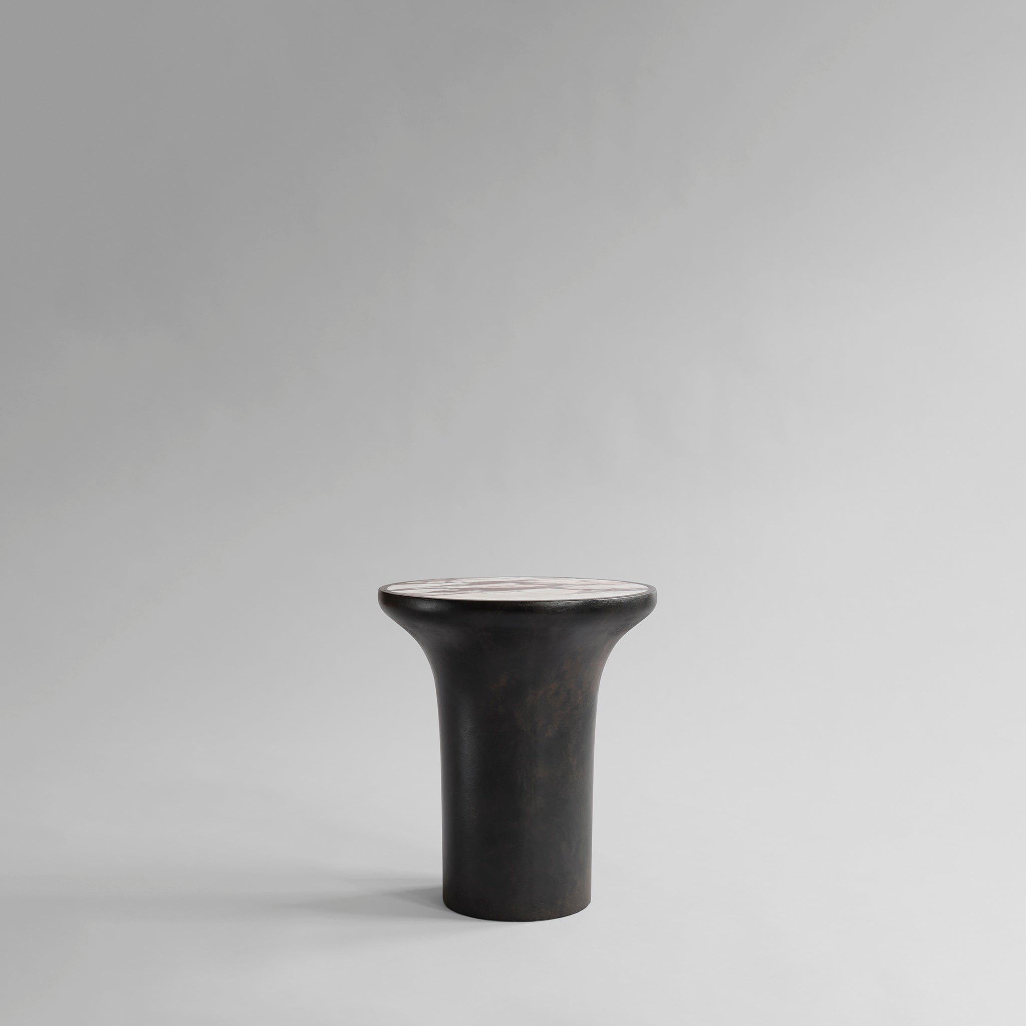 Trumpet Table Tall (Calacatta) 1 Trumpet Table Tall (Calacatta)