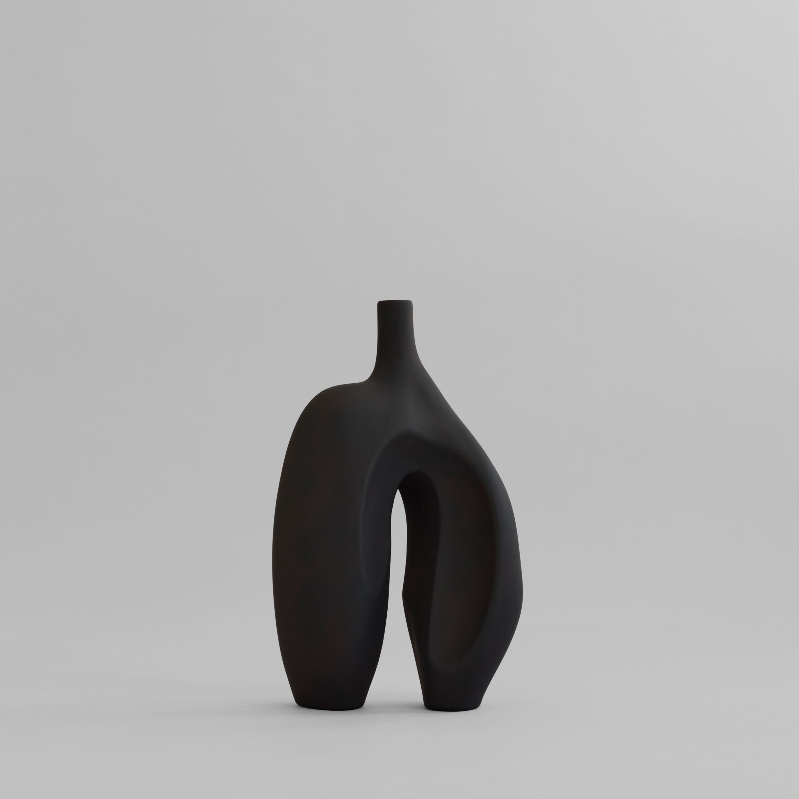Ni Vase, Medio - Coffee - Coffee 1 Ni Vase, Medio - Coffee - Coffee