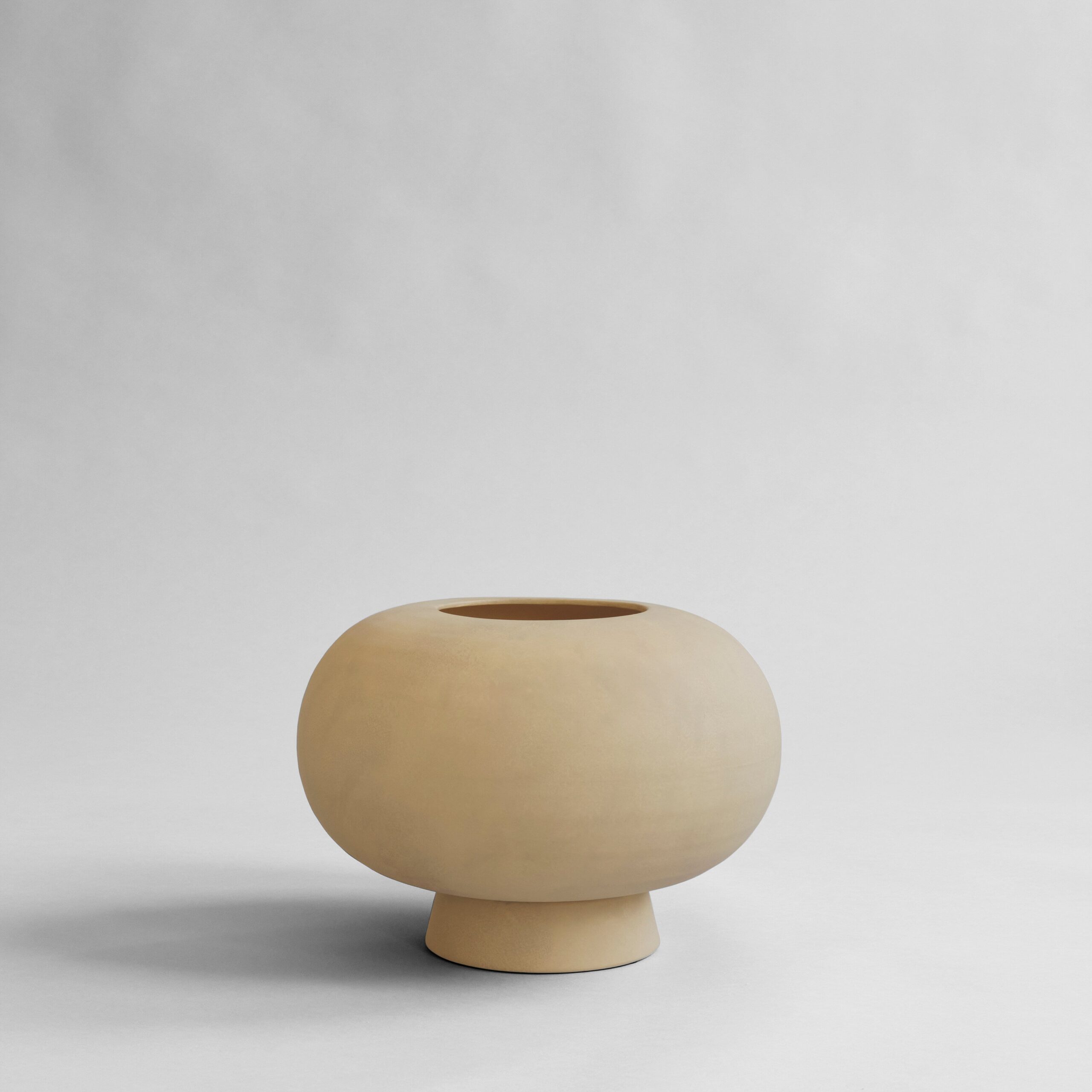 Kabin Vase, Fat - Sand - Coffee 1 Kabin Vase, Fat - Sand - Coffee